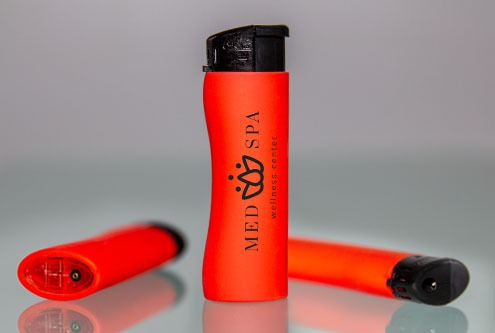 StudioFotografie von Feuerzeugen für Blogbeiträge, bzw. erweiterete Artikelfotos.